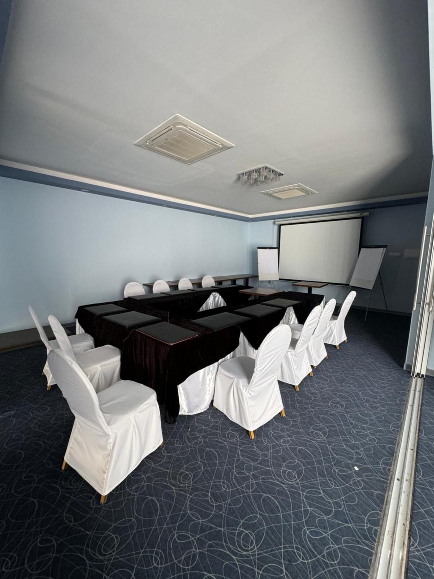 Le Zenith Hotel Oran Zewnętrze zdjęcie