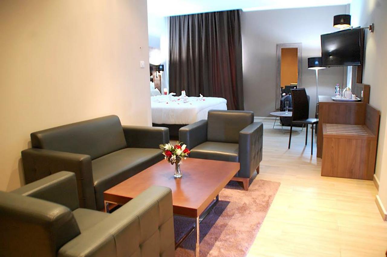Le Zenith Hotel Oran Zewnętrze zdjęcie