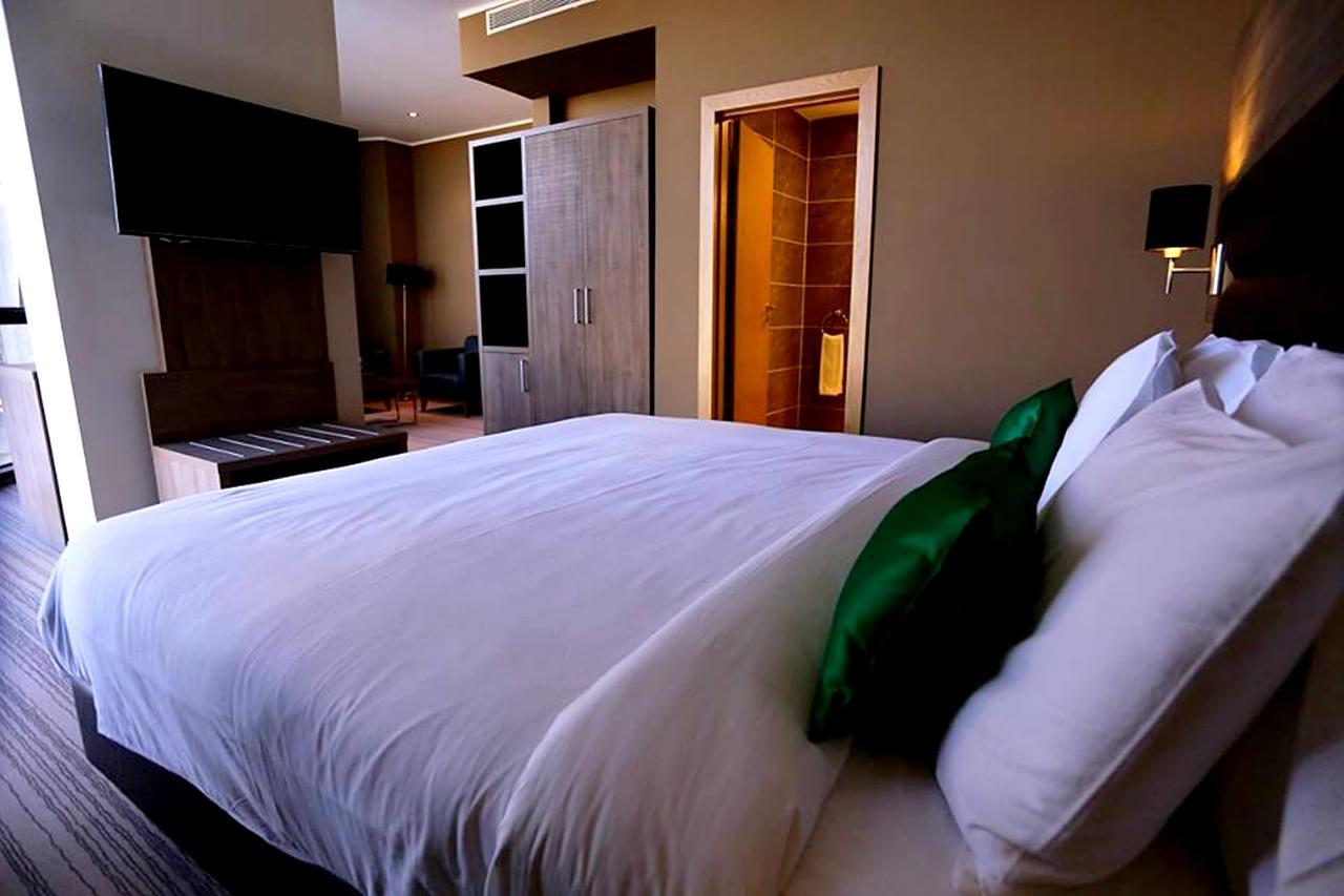 Le Zenith Hotel Oran Zewnętrze zdjęcie
