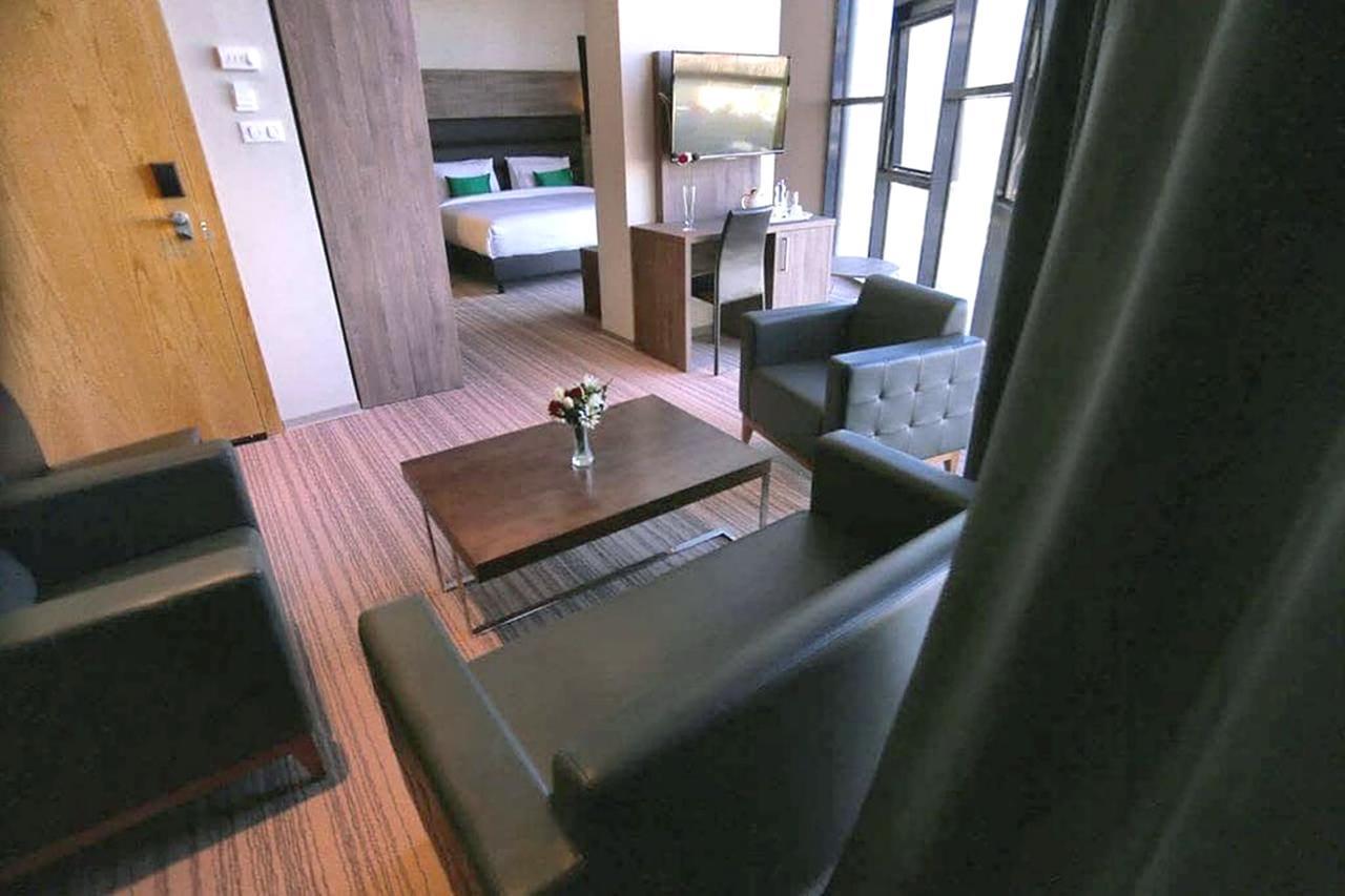 Le Zenith Hotel Oran Zewnętrze zdjęcie