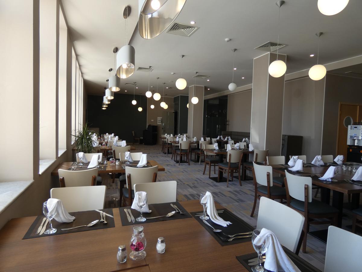 Le Zenith Hotel Oran Zewnętrze zdjęcie